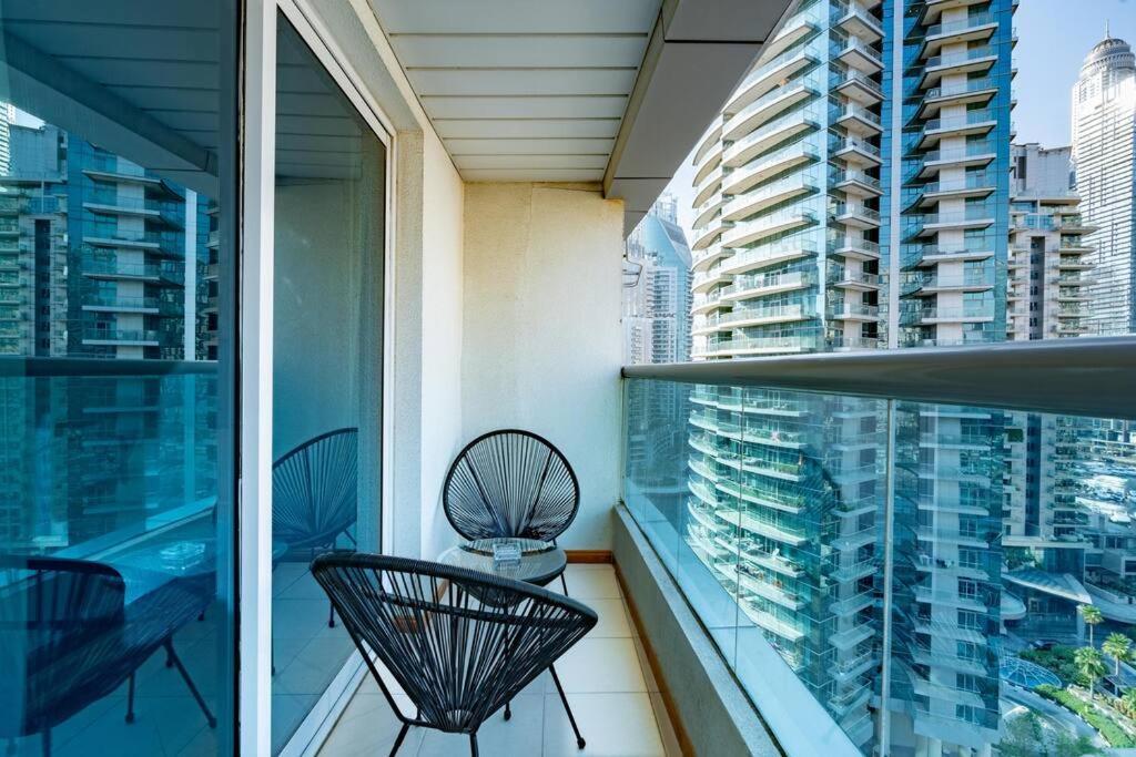 Large Attached To Metro - Marina Diamond3 * Dubai