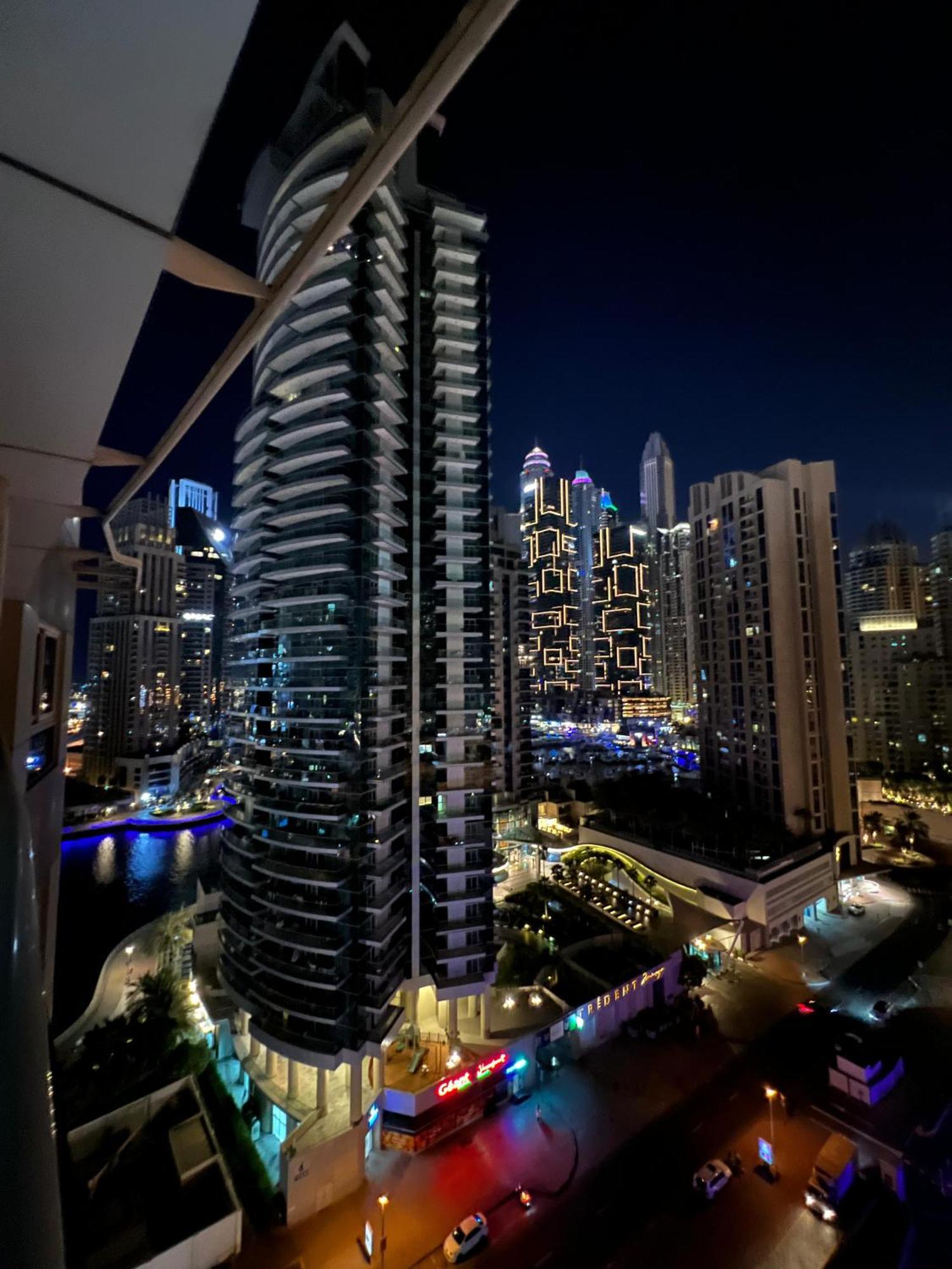 Large Attached To Metro - Marina Diamond3 Apartment *