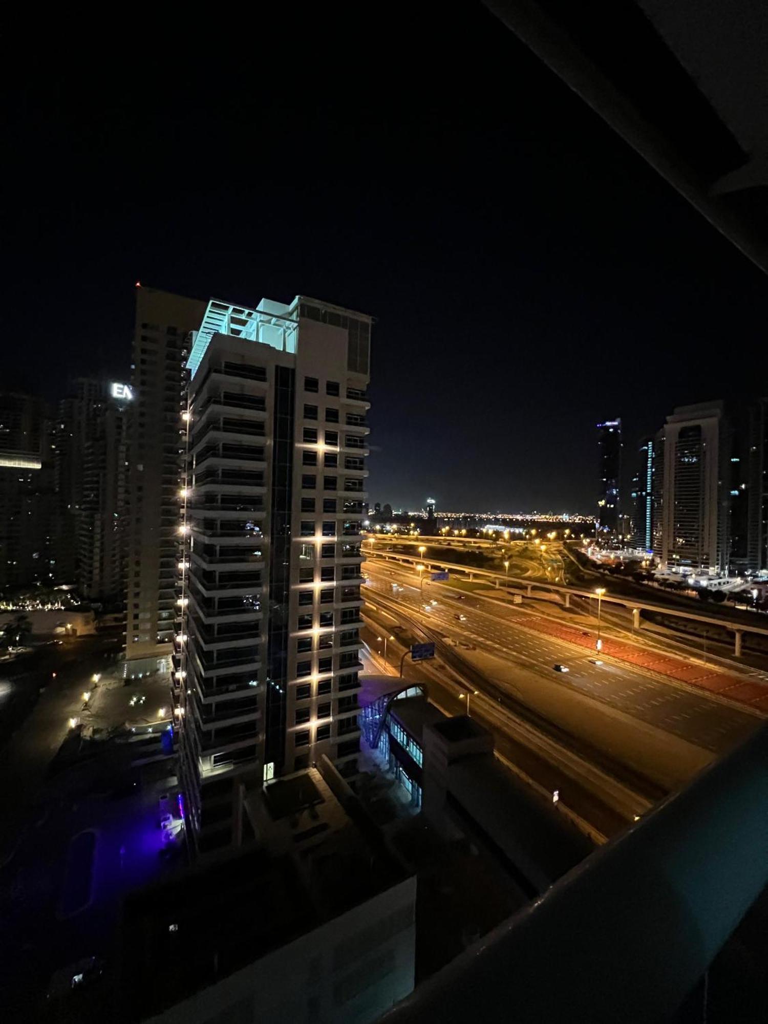 Apartment Large Attached To Metro - Marina Diamond3 *